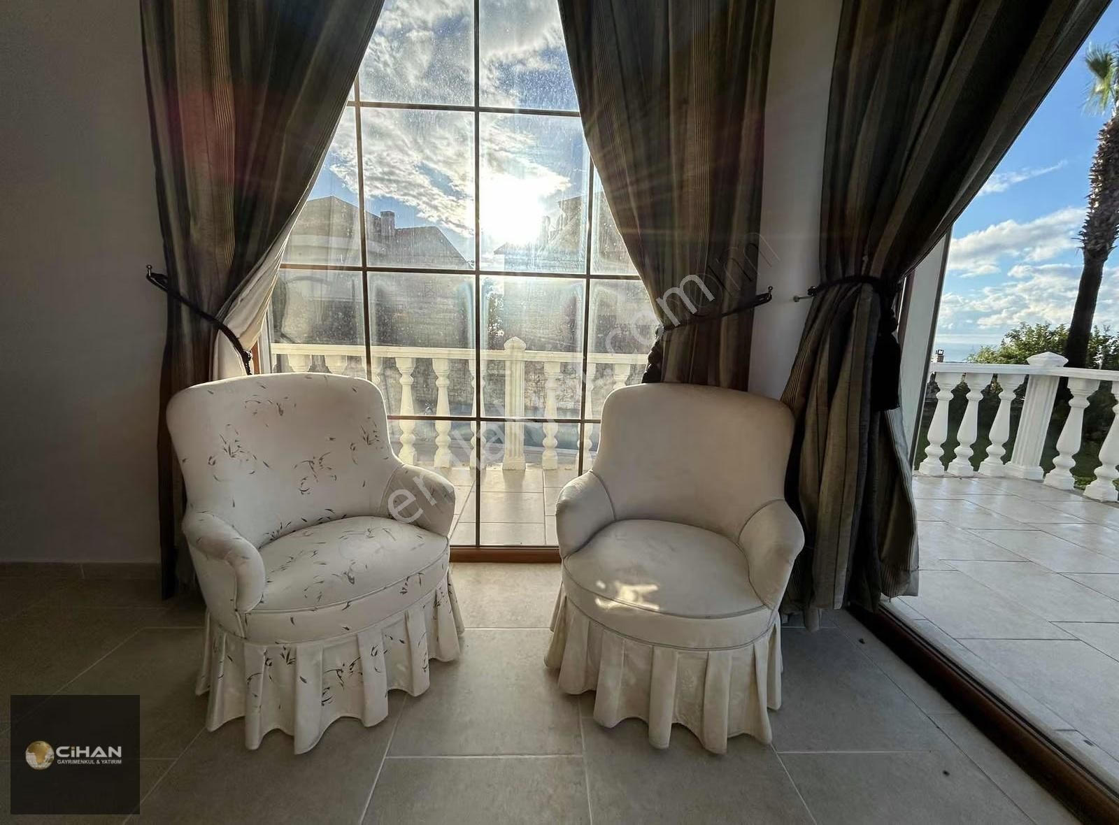 Kuşadası Soğucakta Full Deniz Manzaralı Satılık Müstakil Villa - Görsel 12