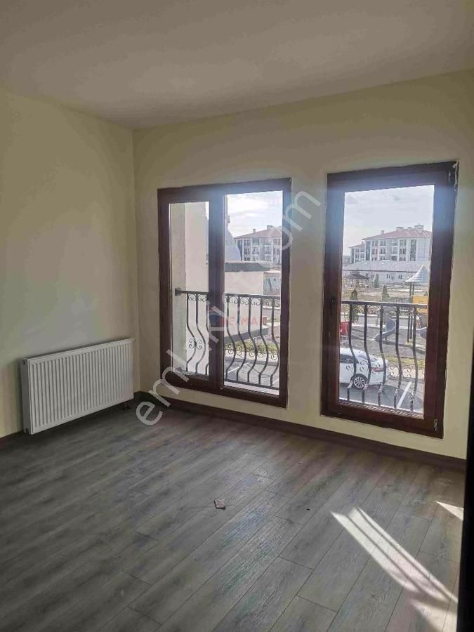 Remax Land Den Kemalettin Toki De Kiralık 2+1 Ara Kat Daire - Görsel 4