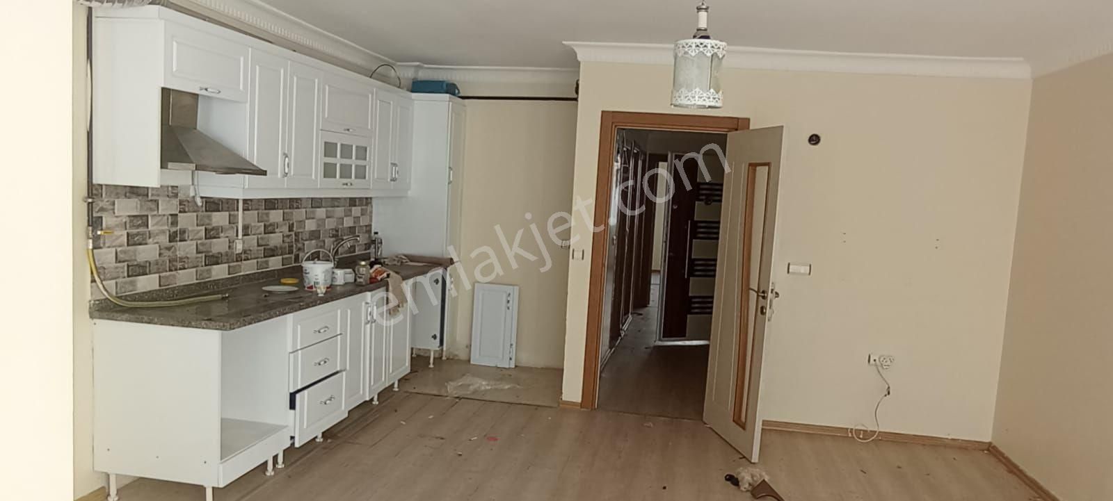 Esenyurt Talatpaşa Mahallesi 1001 Sokak Kiralık Yeni 2+1 Daire - Görsel 3