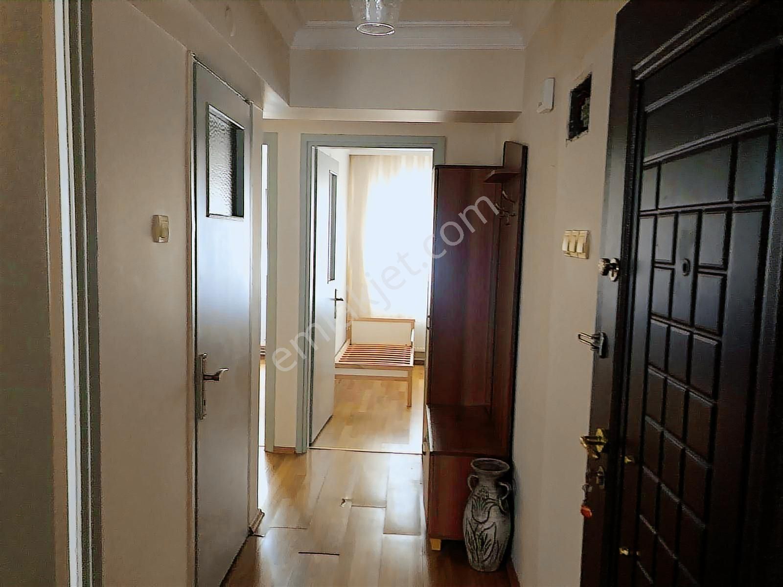 Karşıyaka Dedebaşı Satılık 3+1 Geniş Daire - Görsel 3