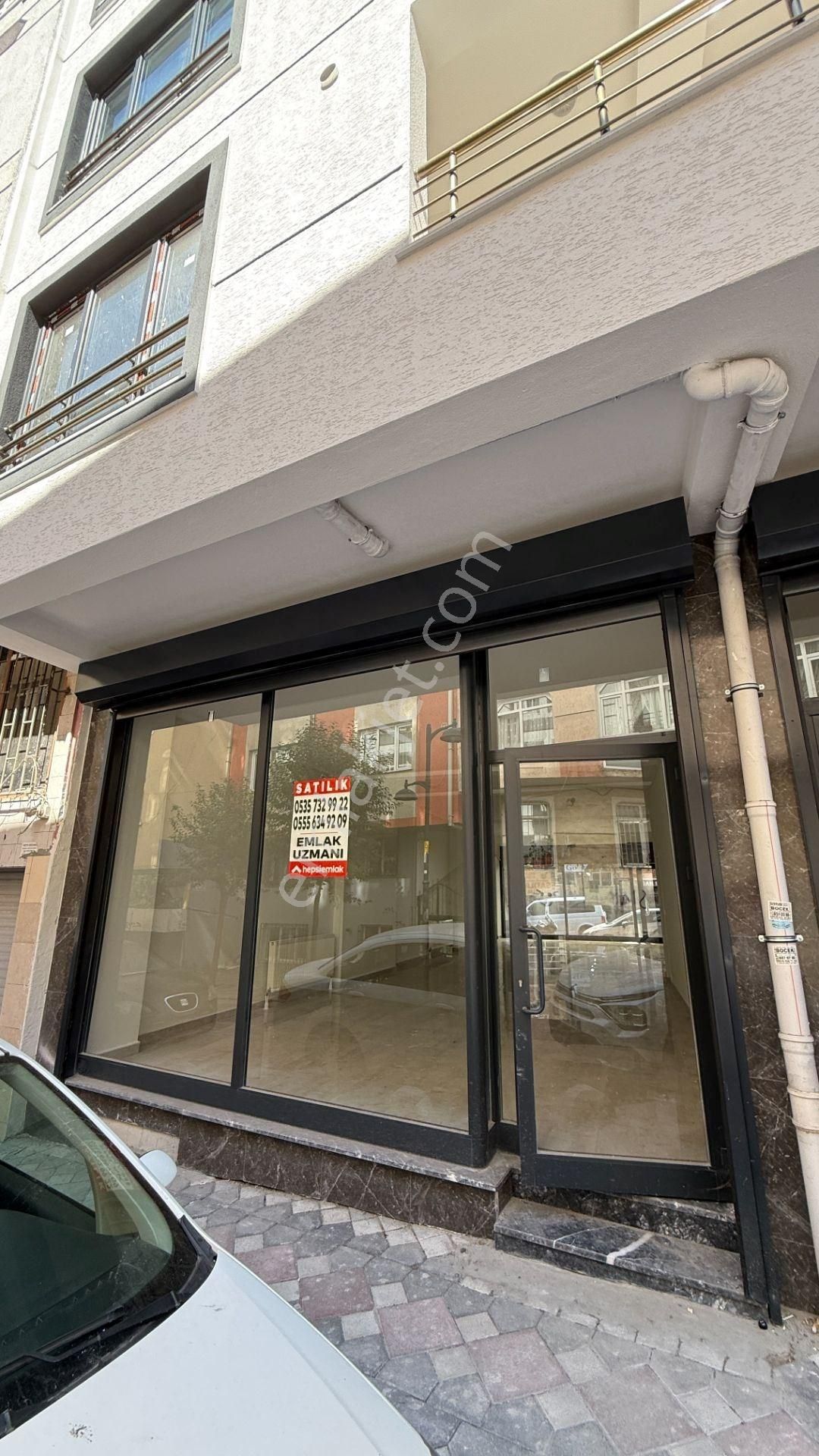 Emlak Uzmanı'ndan Yenidoğan'da Yeni Bina'da Masrafsız Düz Giriş Geniş Ferah Satılık Dükkan - Görsel 4