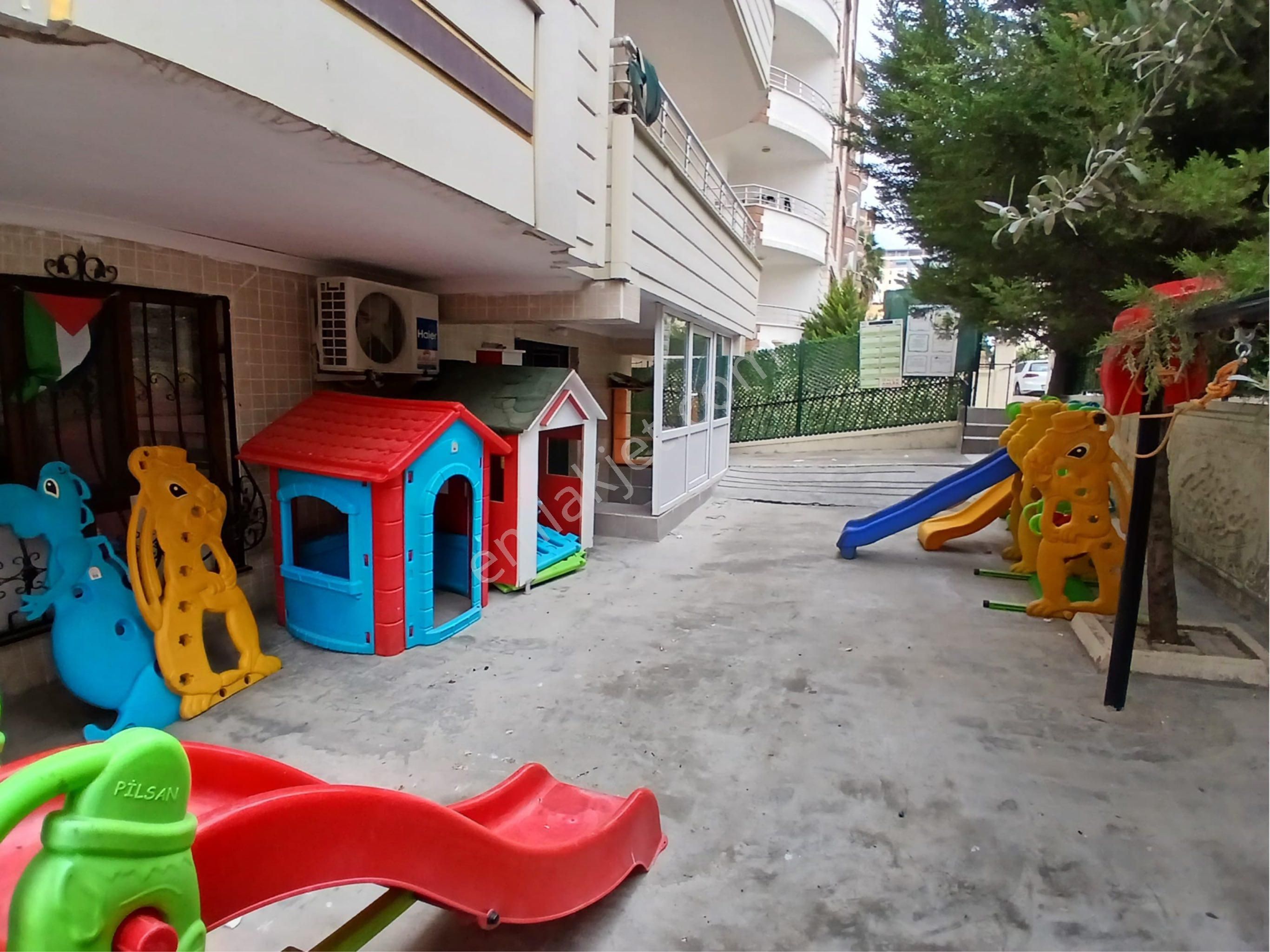 Akev Gayrimenkul'den Karaköprü Akpiyarda Giriş Kat 4+1 Daire - Görsel 4