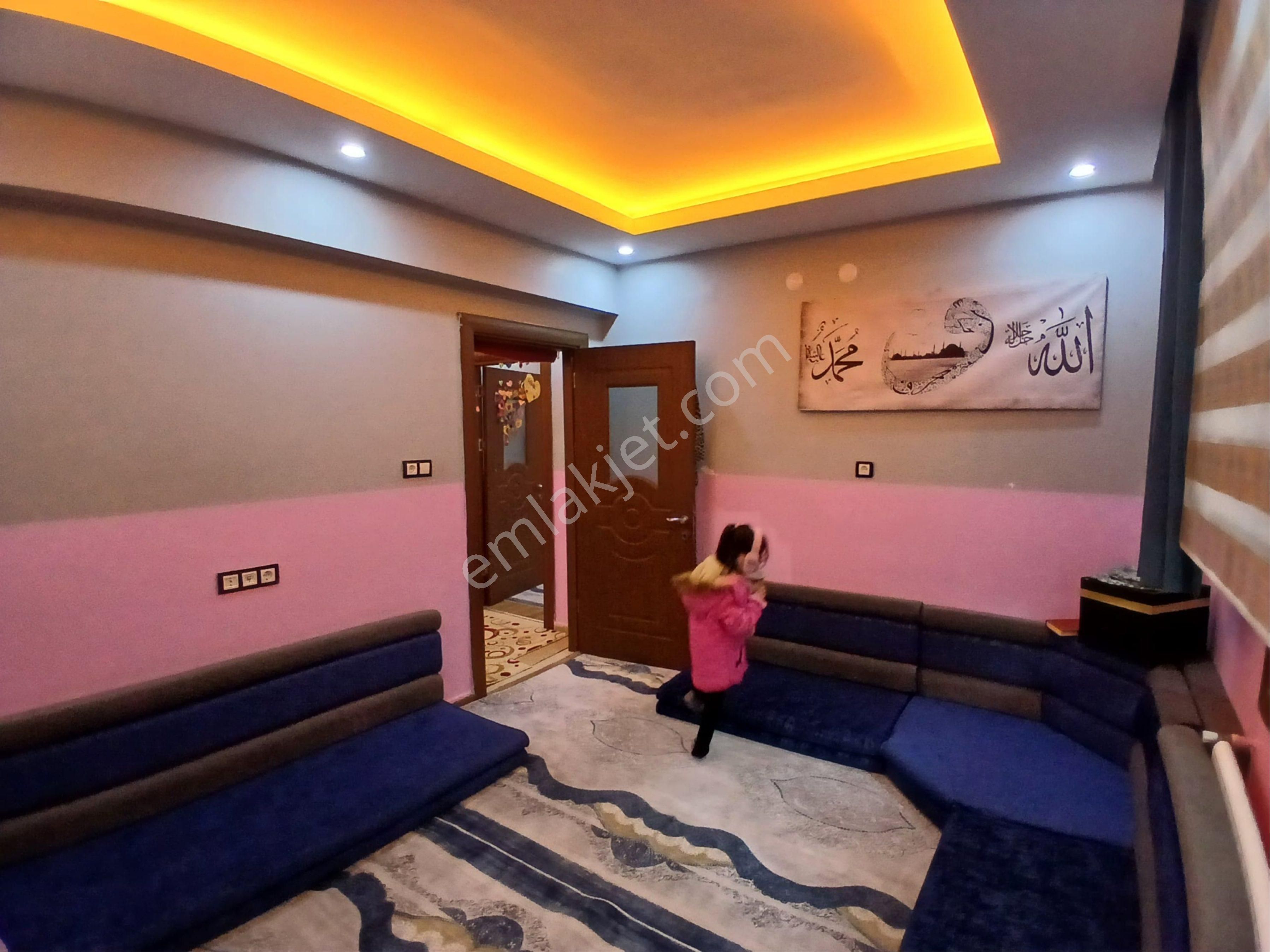 Akev Gayrimenkul'den Karaköprü Akpiyarda Giriş Kat 4+1 Daire - Görsel 12