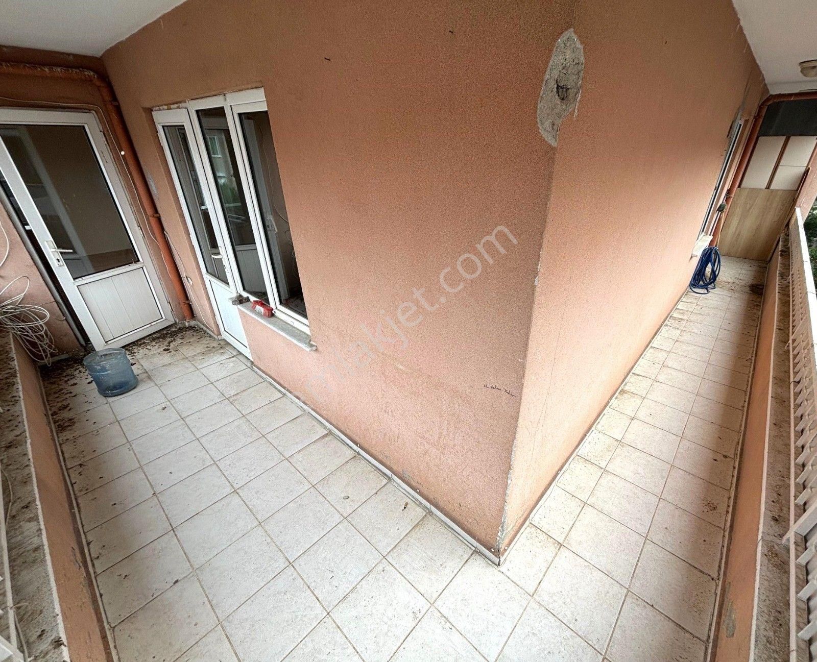 ▀▀jet Emlak'tan Doktorlar Sitesi Mevkiinde Geniş Kullanımlı 3+1 - Görsel 8