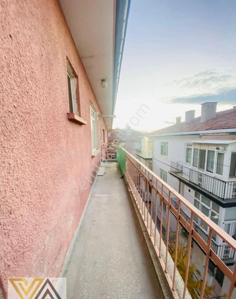 Valentia'dan Bağlar Caddesi Üzeri Katta Satılık Daire !!! - Görsel 12