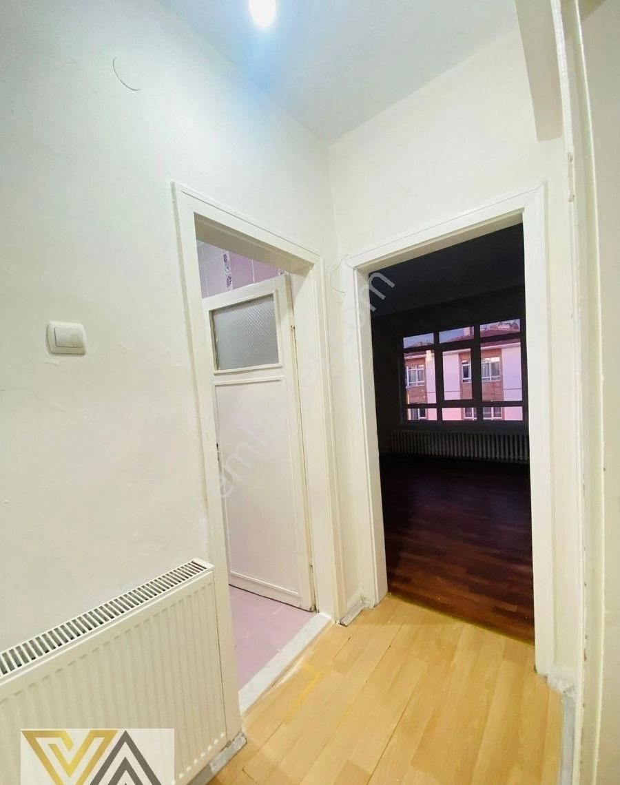 Valentia'dan Bağlar Caddesi Üzeri Katta Satılık Daire !!! - Görsel 14