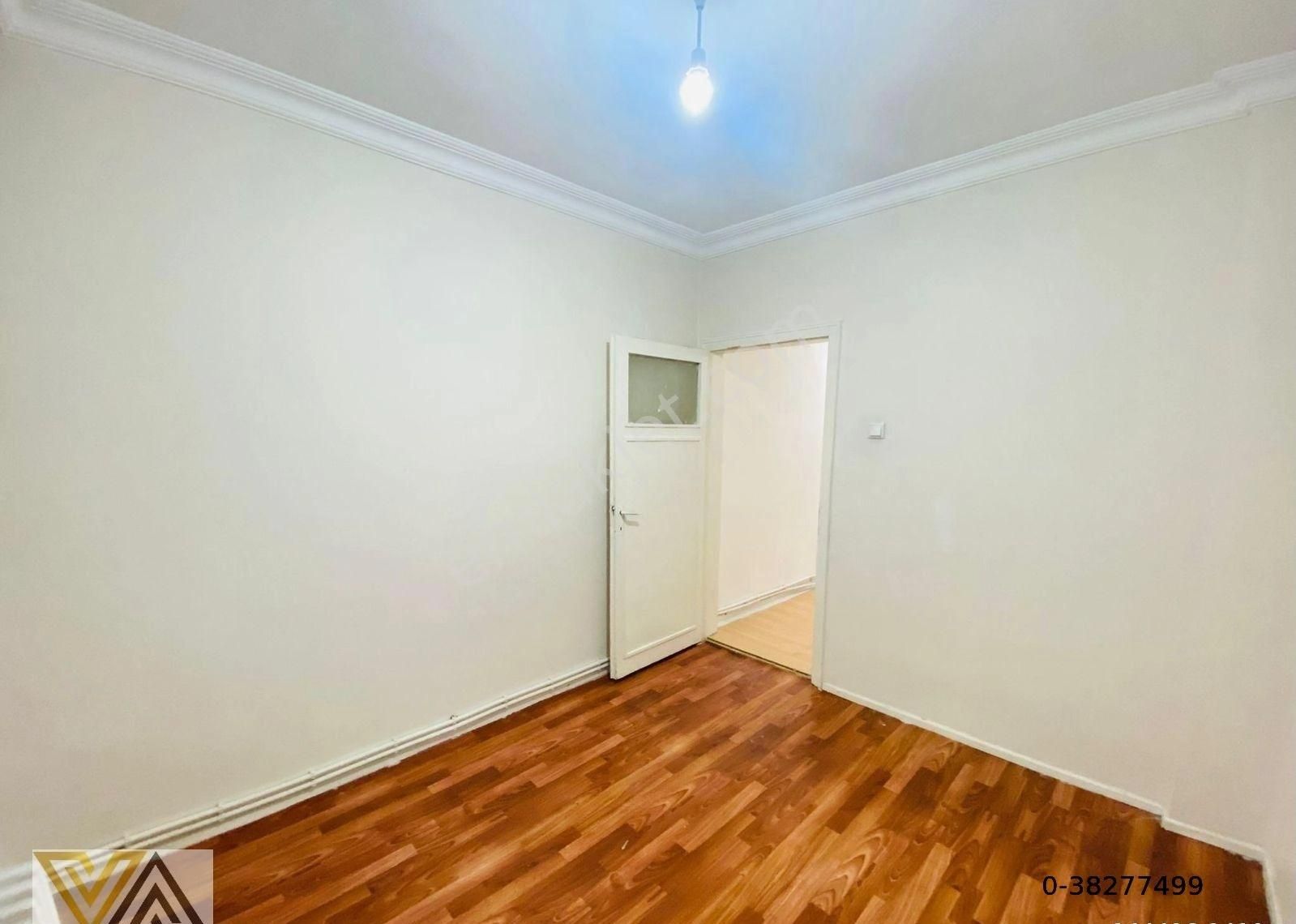 Valentia'dan Bağlar Caddesi Üzeri Katta Satılık Daire !!! - Görsel 2