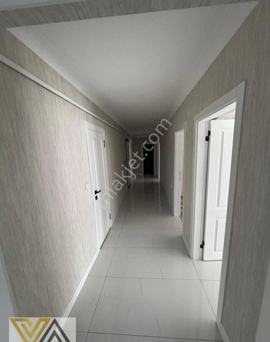 Valentia'dan Yıldızevlerde Yenilenmiş 3+1 Satılık Daire !!! - Görsel 23