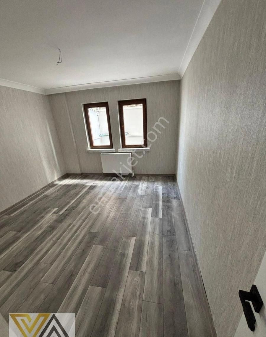 Valentia'dan Yıldızevlerde Yenilenmiş 3+1 Satılık Daire !!! - Görsel 3