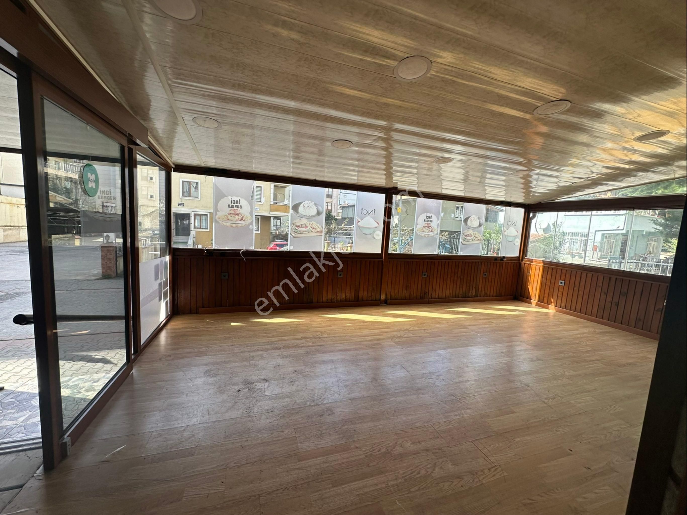 Hastaneler Bölges Kayışdağı Cdsi Yakını Dükkan - Görsel 15