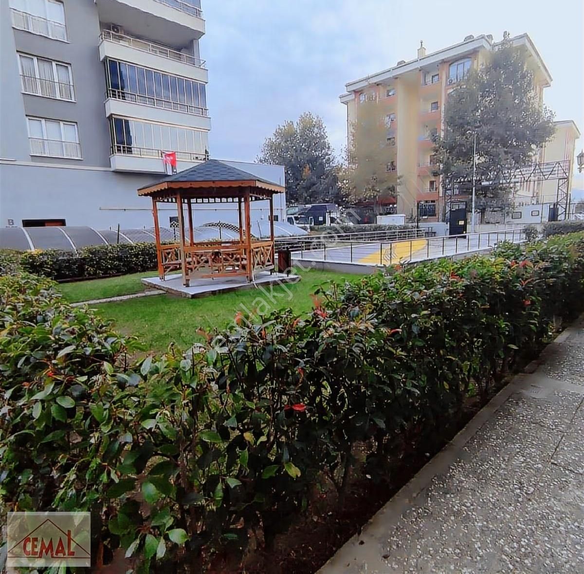 Cemal Emlak Bursa Osmangazi Yunuseli Full Lüx Eşyalı Havuz Otprk - Görsel 19