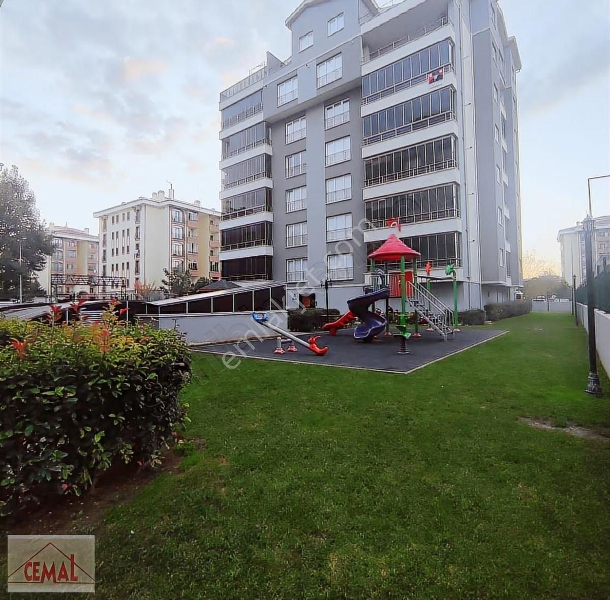 Cemal Emlak Bursa Osmangazi Yunuseli Full Lüx Eşyalı Havuz Otprk - Görsel 13