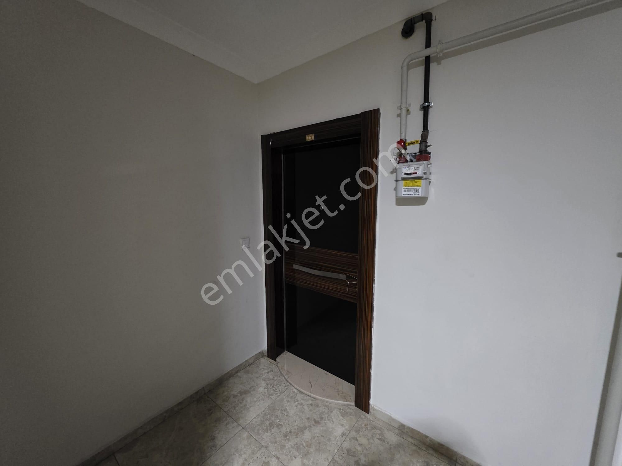 Irmaksudan Ara Kat Asansörlü Kombili Cam Balkonlu 2+1 Daire - Görsel 28