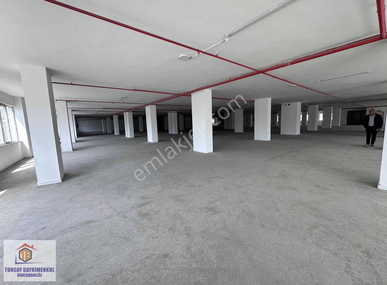 Basın Ekspres Yakını 3000 M2 Düz Ayak Tır Yanaşır Atölye İmalat - Görsel 10