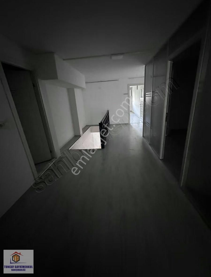 Mahmutbey Caddesi Asma Katlı 350 M² Kiralık Dükkan Mağaza - Görsel 15