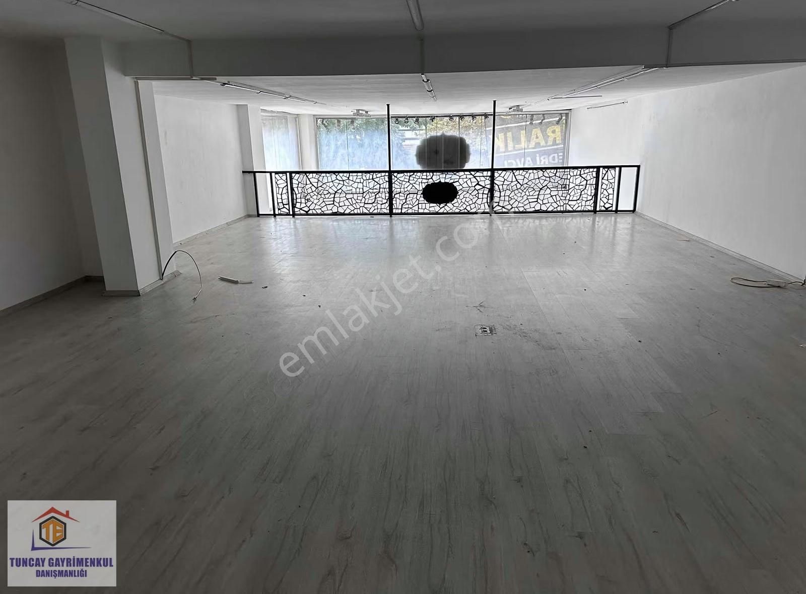 Mahmutbey Caddesi Asma Katlı 350 M² Kiralık Dükkan Mağaza - Görsel 10