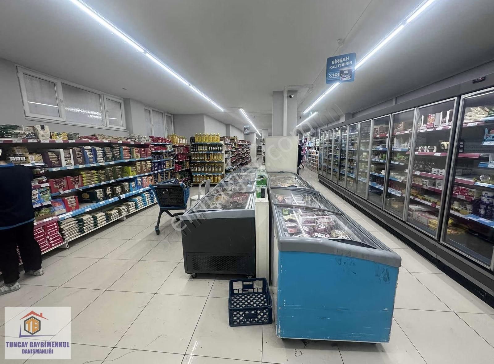 Halkalı Merkez Mahallesin"de 700 M2 İskanlı 2 Katlı Dükkan - Görsel 12