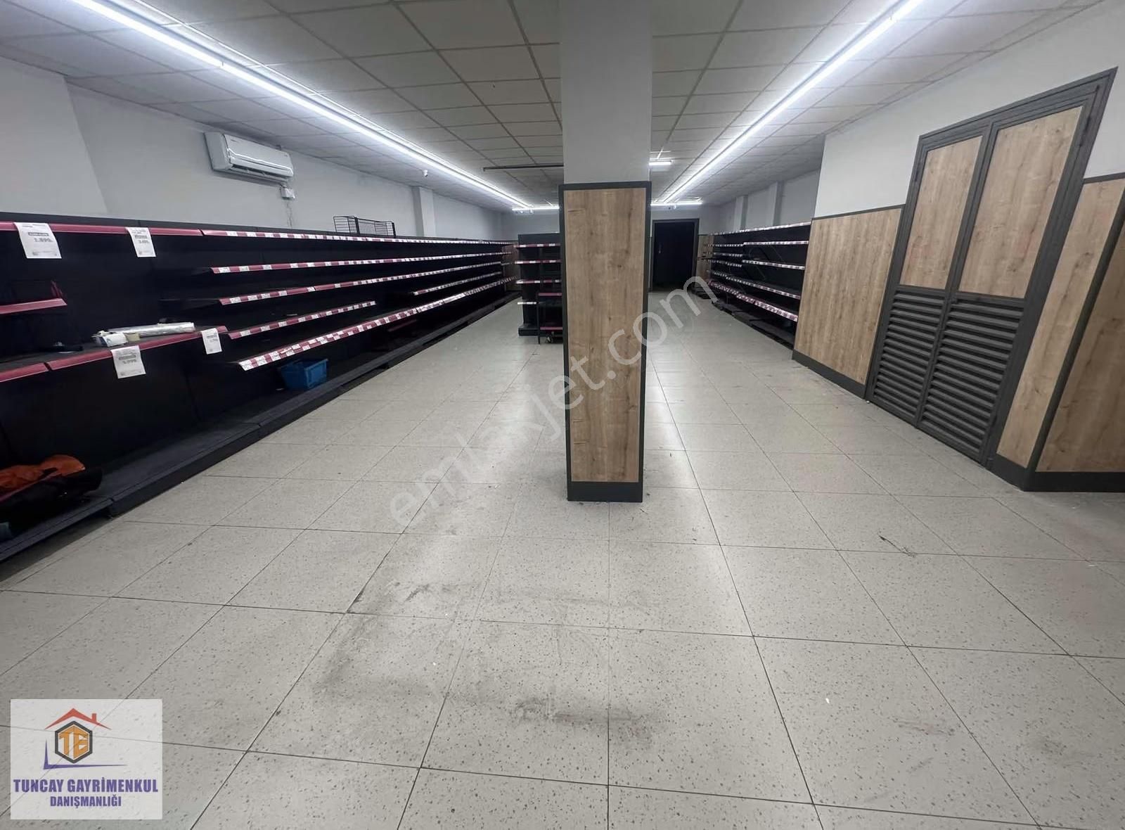 Halkalı Merkez Mahallesin"de 700 M2 İskanlı 2 Katlı Dükkan - Görsel 14