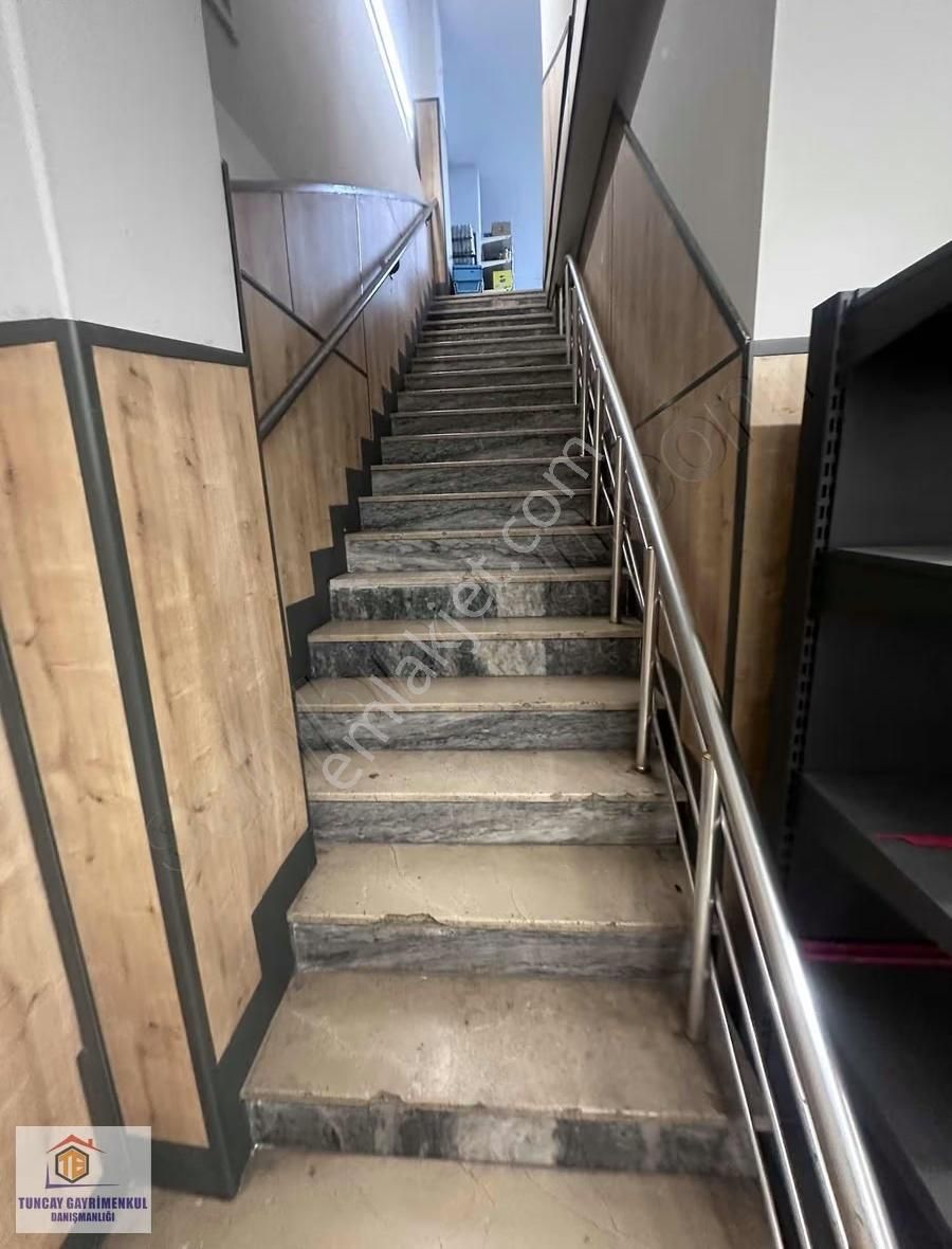 Halkalı Merkez Mahallesin"de 700 M2 İskanlı 2 Katlı Dükkan - Görsel 3