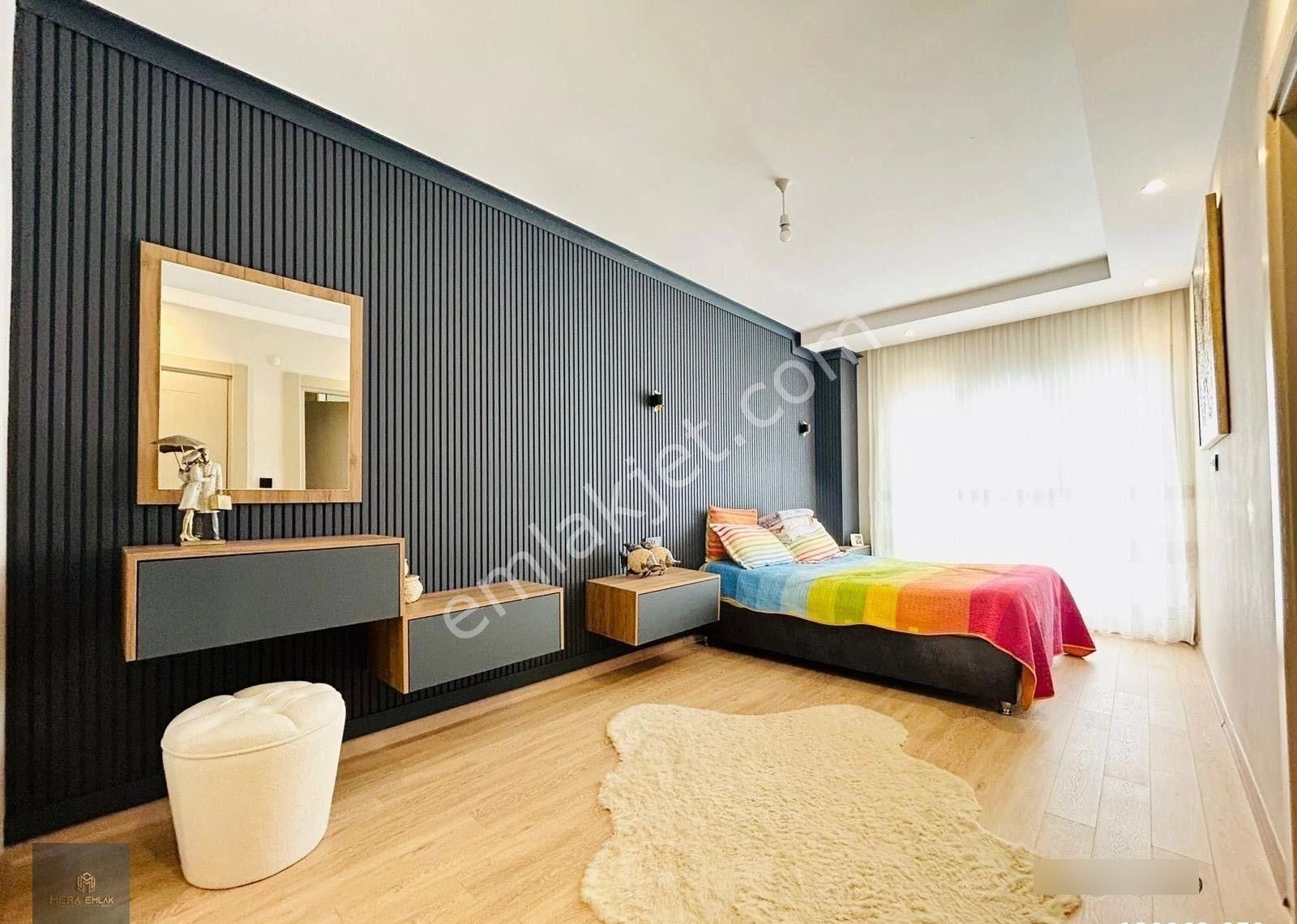 Mera Emlaktan Hamidiye Mah. Edremit Şehir Merkezinde 4+1 190m2 Ultralüx Satılık Daire - Görsel 9