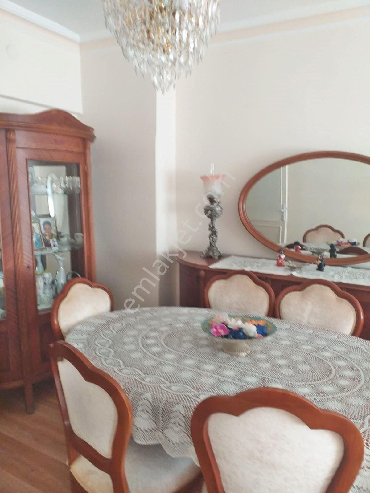 Tıp Fakültesi Cadde Yakınında Ara Katta Full Eşyalı 3+1 Kiralık Daire - Görsel 3
