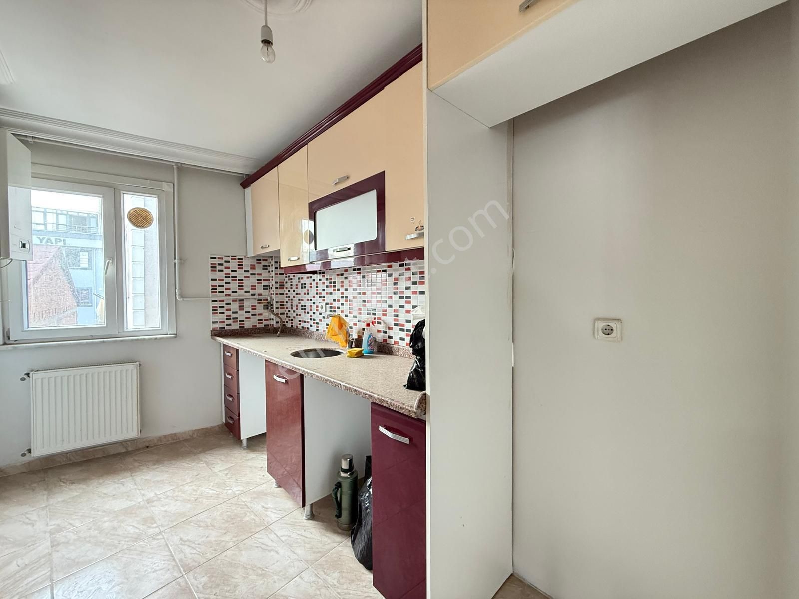 Satılık Metroya Beş Dakika 3+1 Çatı Dubleks 110m2 İskanlı Daire - Görsel 18