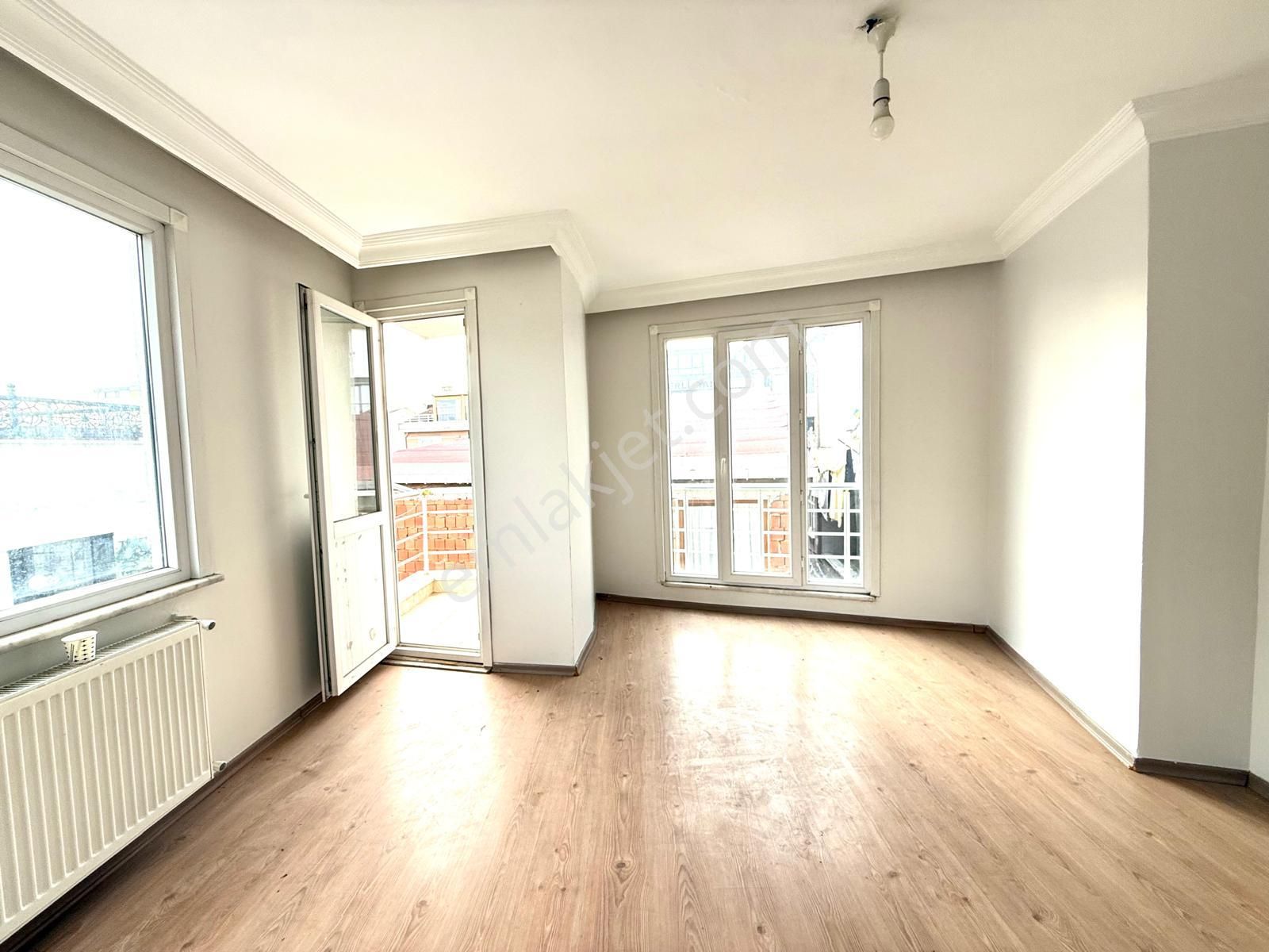 Satılık Metroya Beş Dakika 3+1 Çatı Dubleks 110m2 İskanlı Daire - Görsel 8