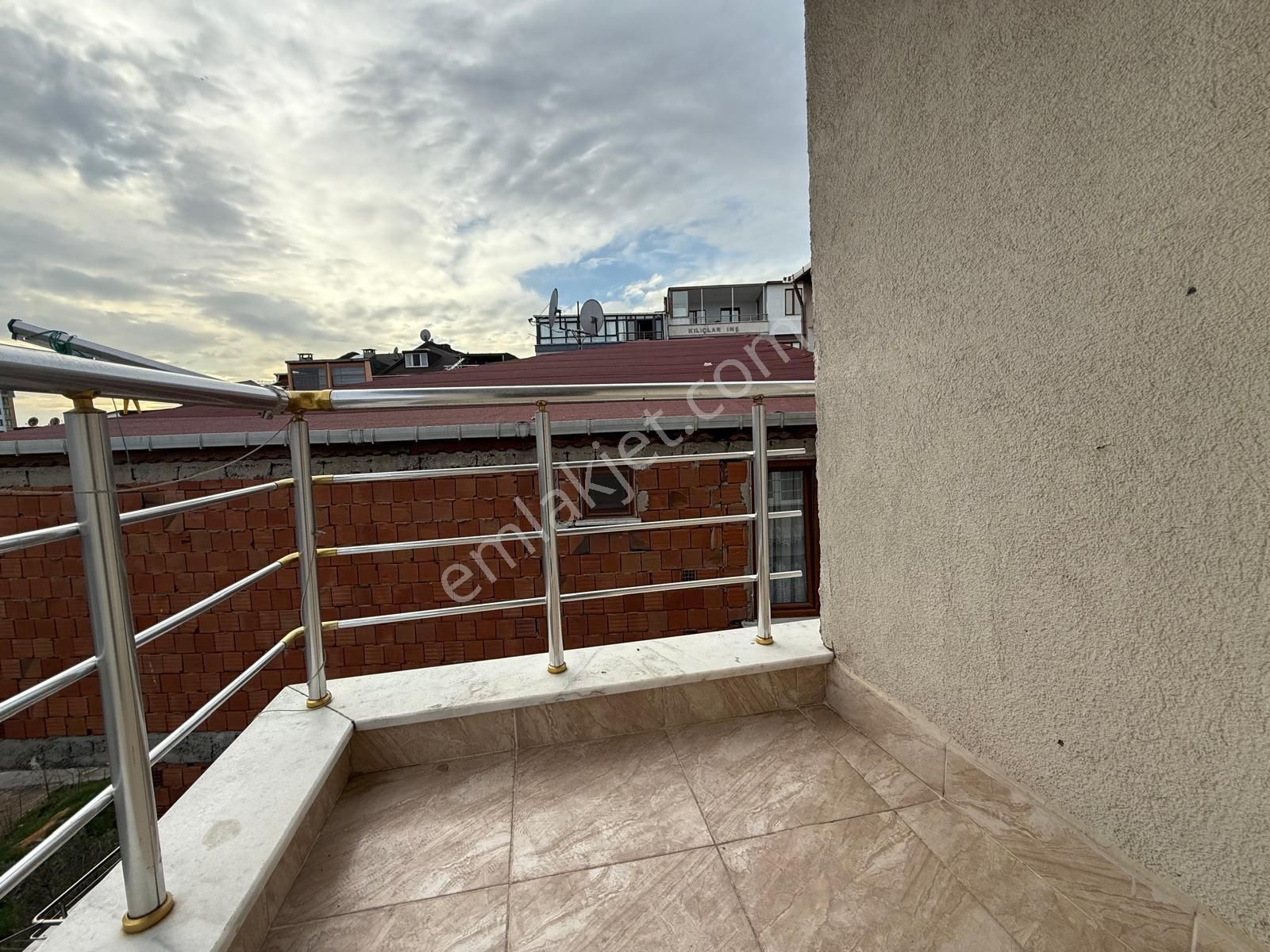 Satılık Metroya Beş Dakika 3+1 Çatı Dubleks 110m2 İskanlı Daire - Görsel 13