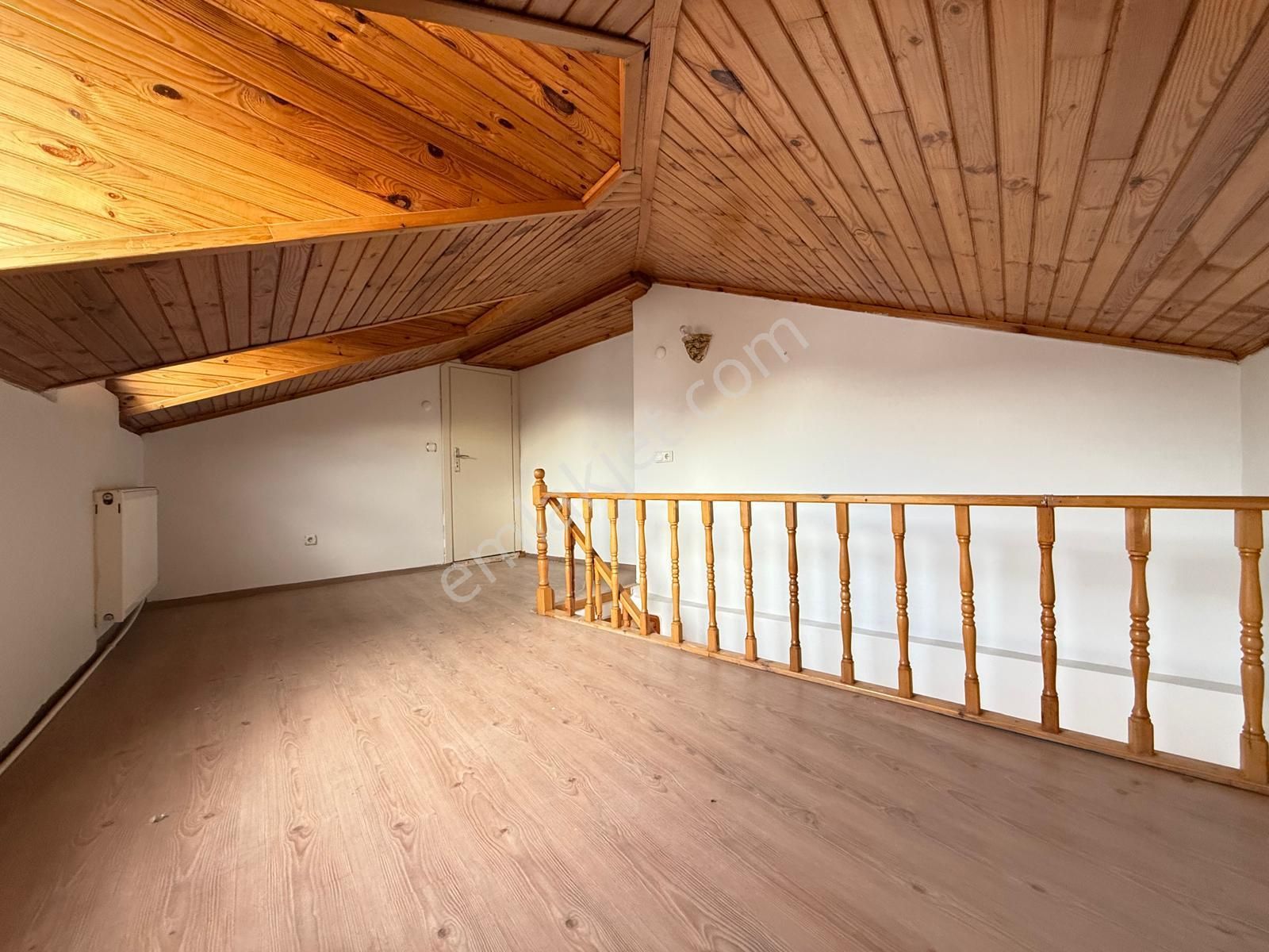 Satılık Metroya Beş Dakika 3+1 Çatı Dubleks 110m2 İskanlı Daire - Görsel 21