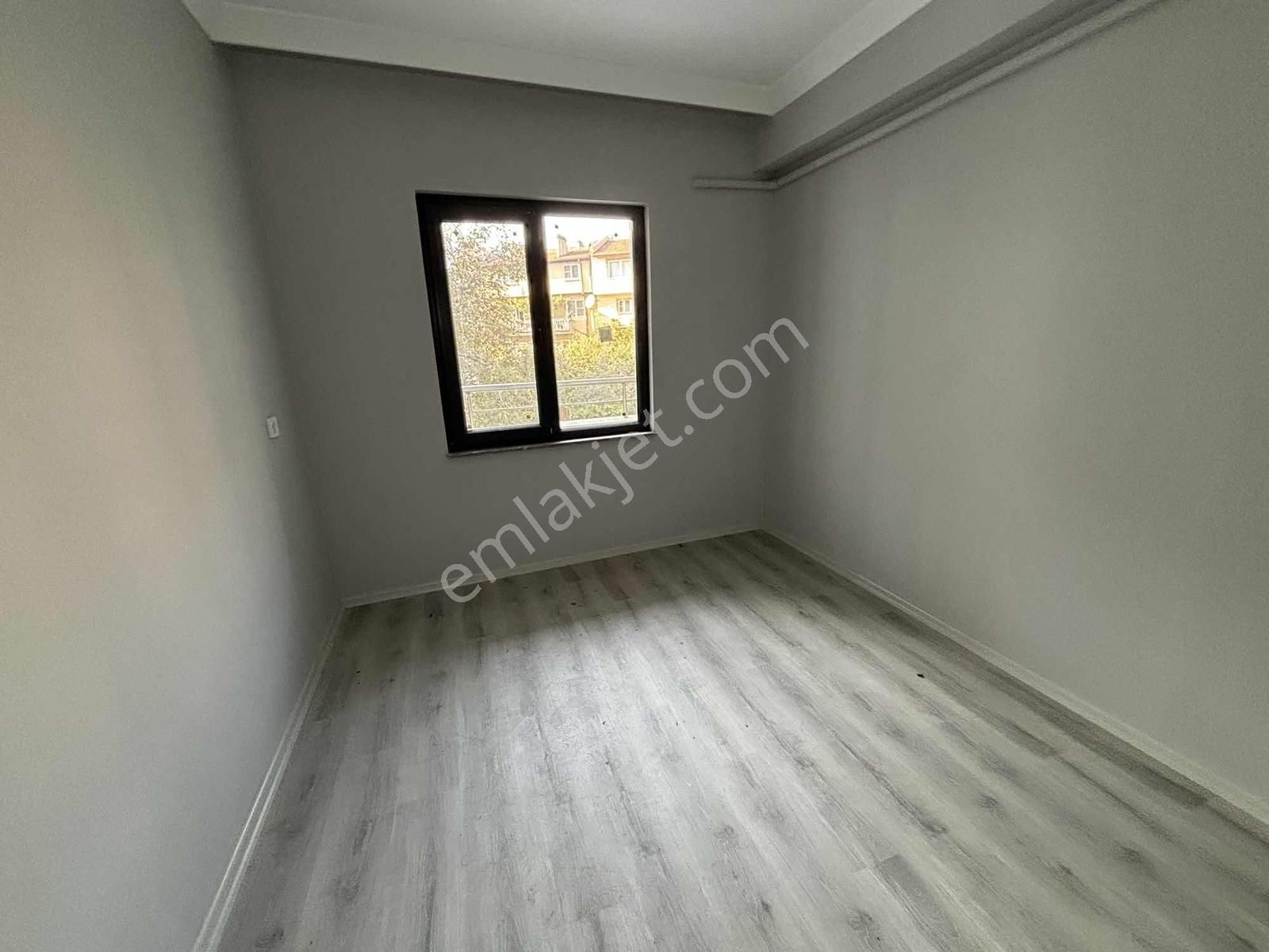 Nova Grup'tan Çarşıya Yürüme Mesafesi 2+0 Ayrı Mutfak Satılık - Görsel 3