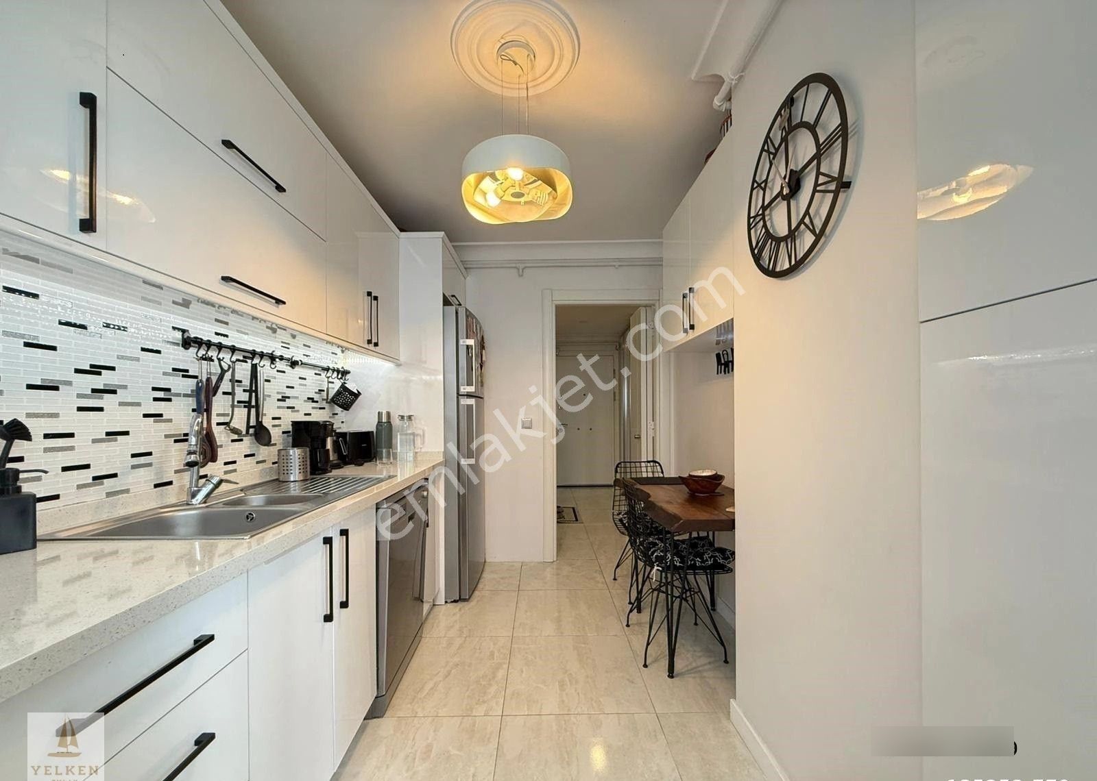 Suadiye'de Bağdat'a Ve Marmaray'a Yakın 3+1 Balkonlu Ebeveynli - Görsel 9