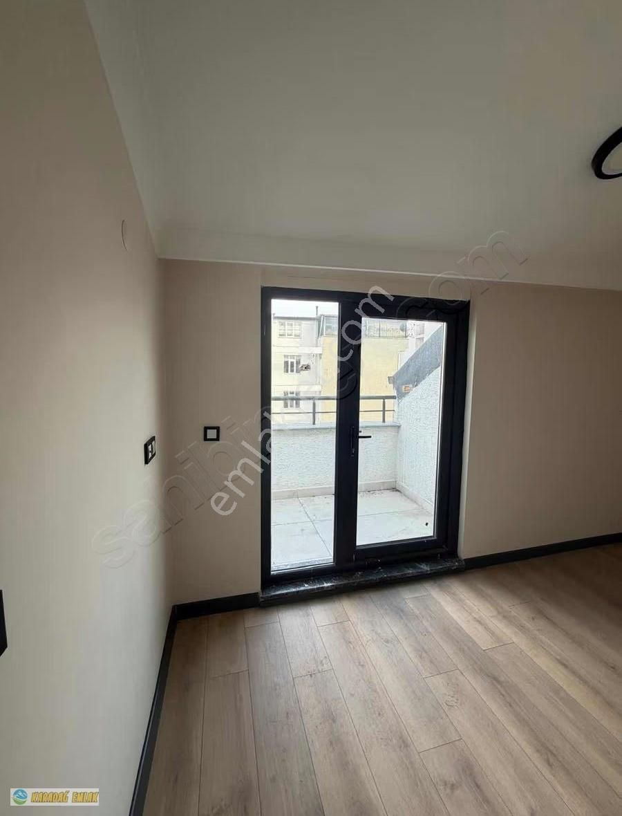 Karadağ Gayrimenkulden Tel Örgü Boyunda Lüx 3+1 Dublex 0 Daire - Görsel 12