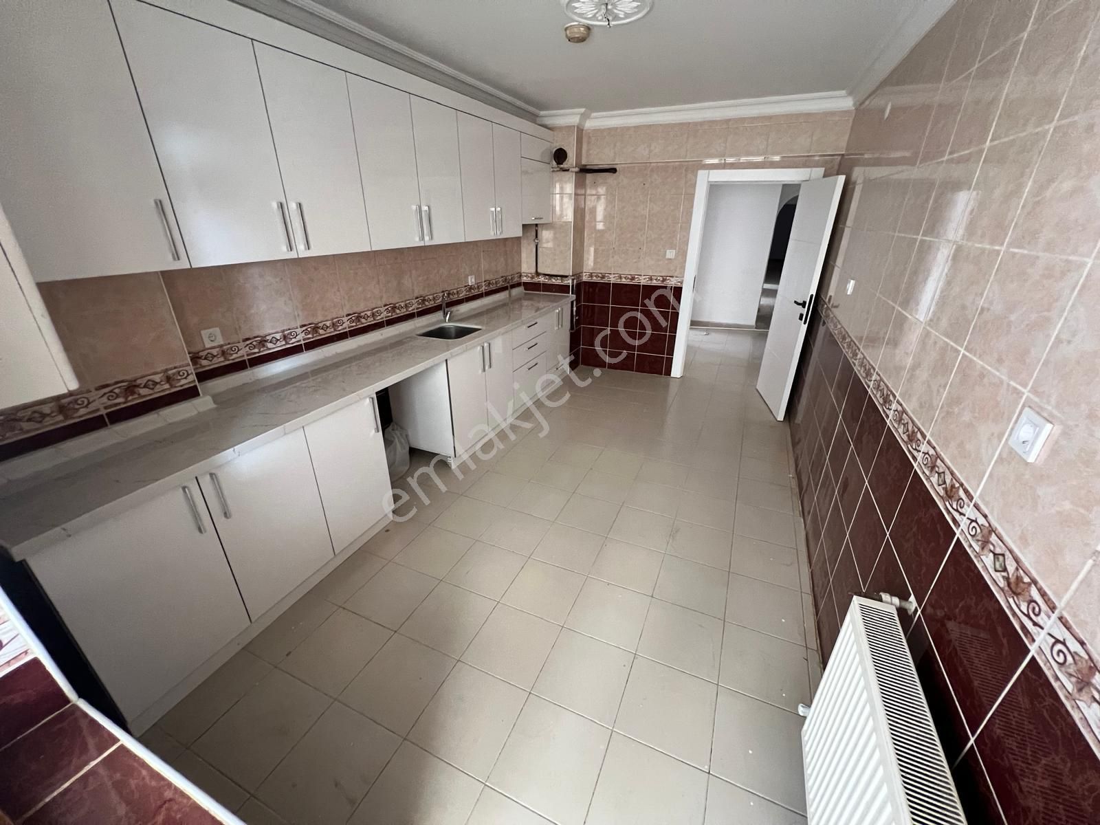 Yayla Mahallesi'nde Asansörlü 3+1 Daire! - Görsel 4