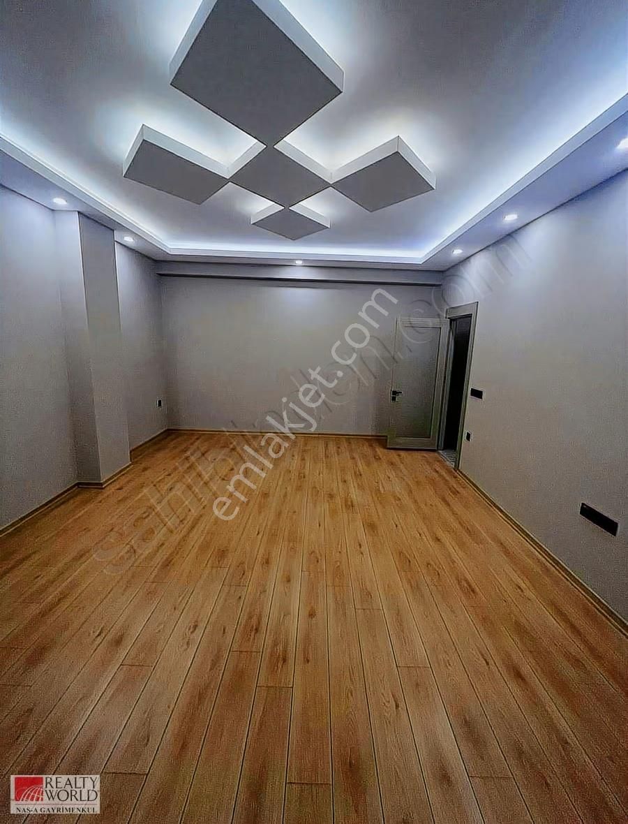 Lüks Site İçinde Kiralık 2+1 Daire - Görsel 16