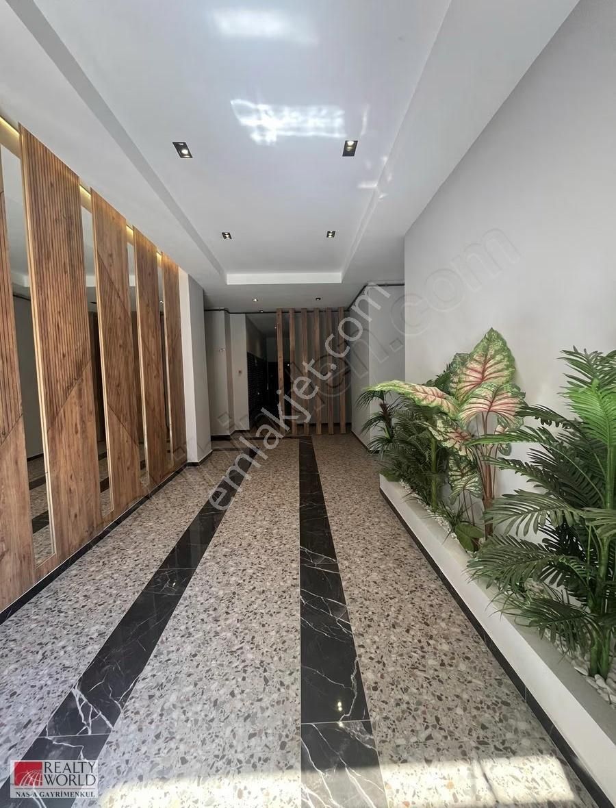 Lüks Site İçinde Kiralık 2+1 Daire - Görsel 12