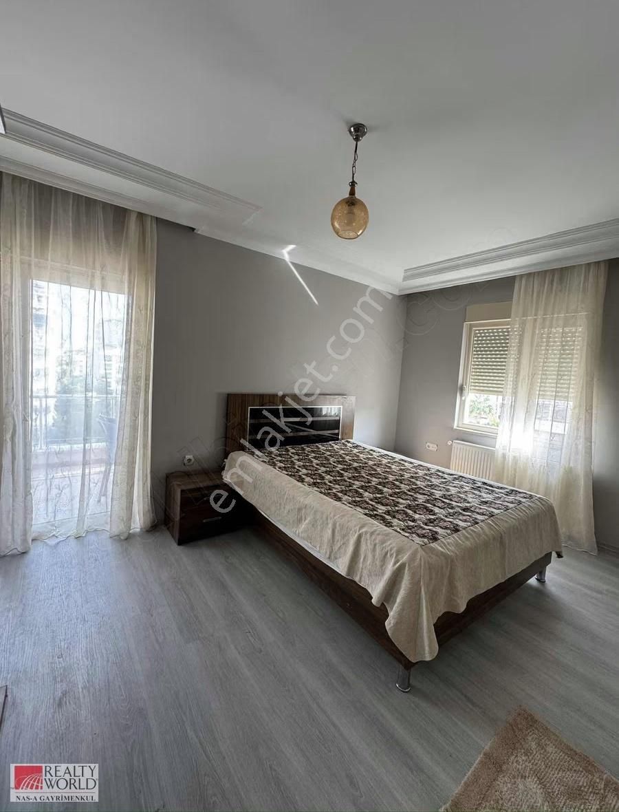 Konyaaltı Liman Mahallesinde Doğalgazlı, 4+1 Kiralık Dubleks - Görsel 14