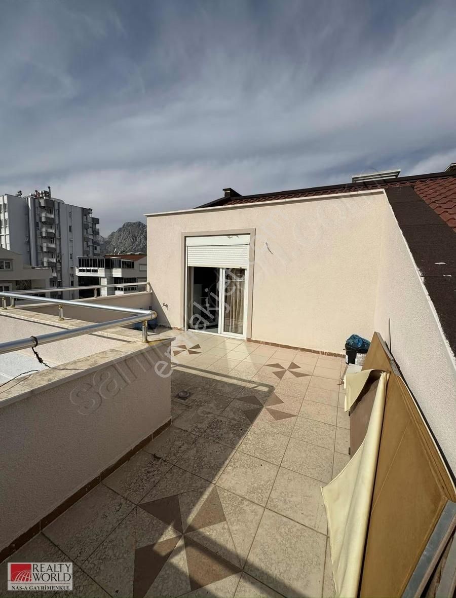 Konyaaltı Liman Mahallesinde Doğalgazlı, 4+1 Kiralık Dubleks - Görsel 10