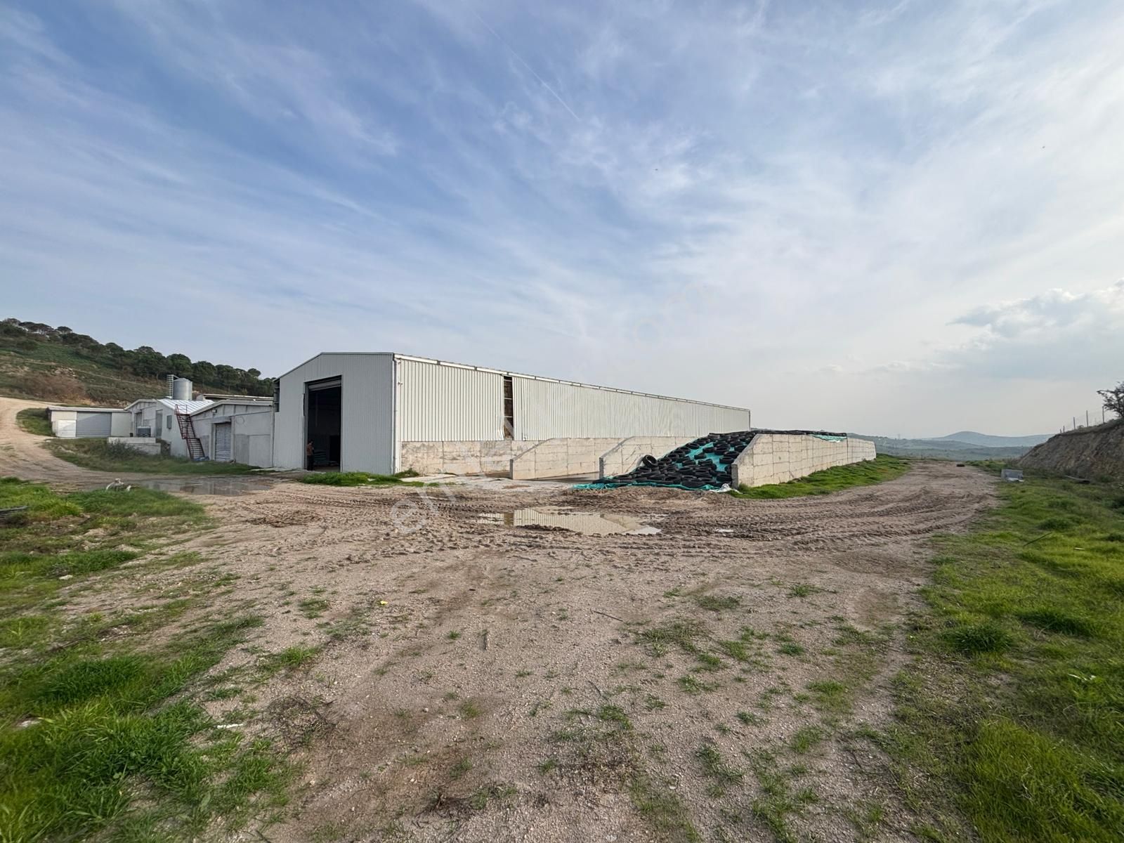 Cb King'den Yeniköy Mahallesi Tam Ekipmanlı Satılık Çiftlik - Görsel 27