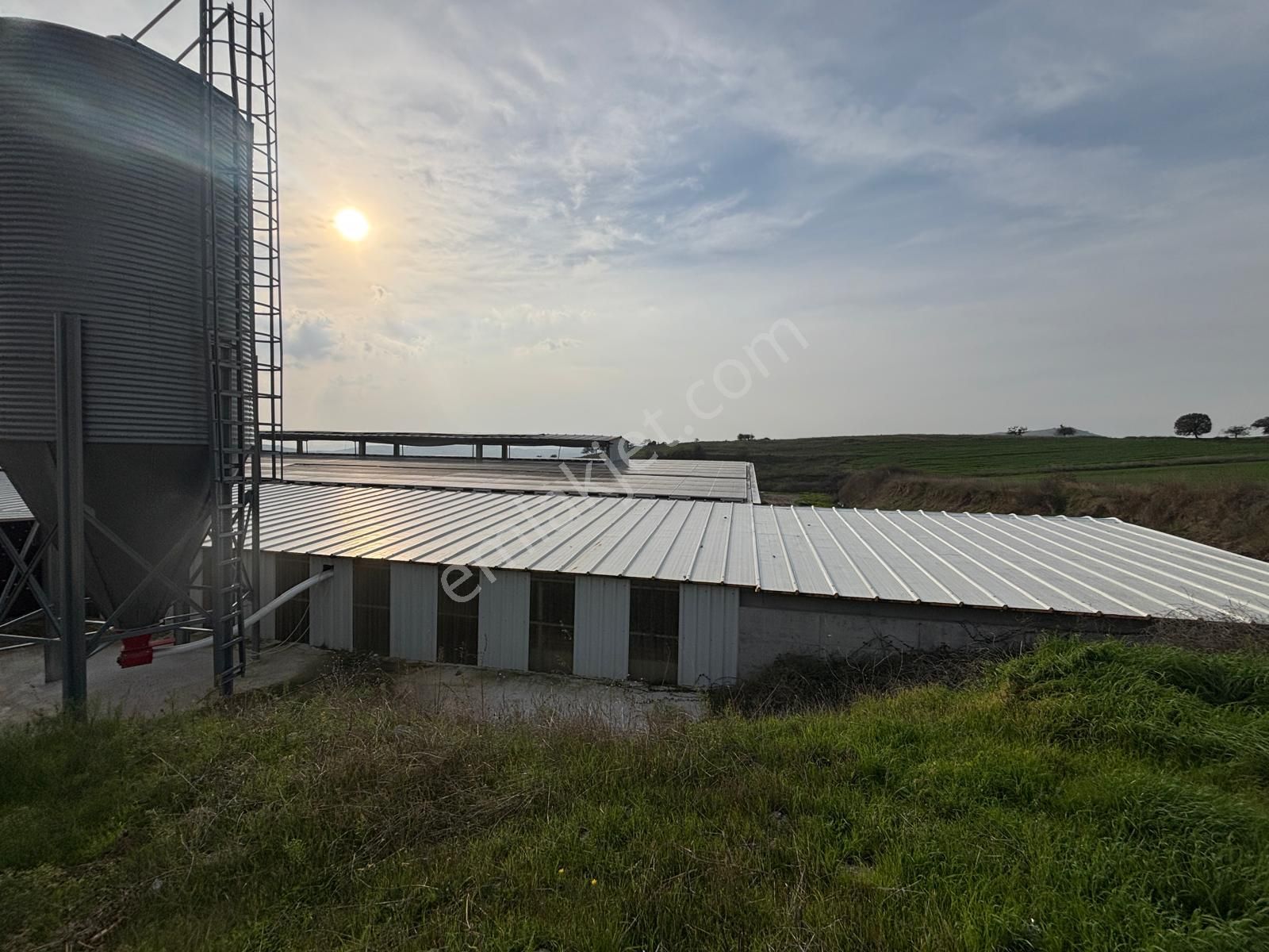 Cb King'den Yeniköy Mahallesi Tam Ekipmanlı Satılık Çiftlik - Görsel 24