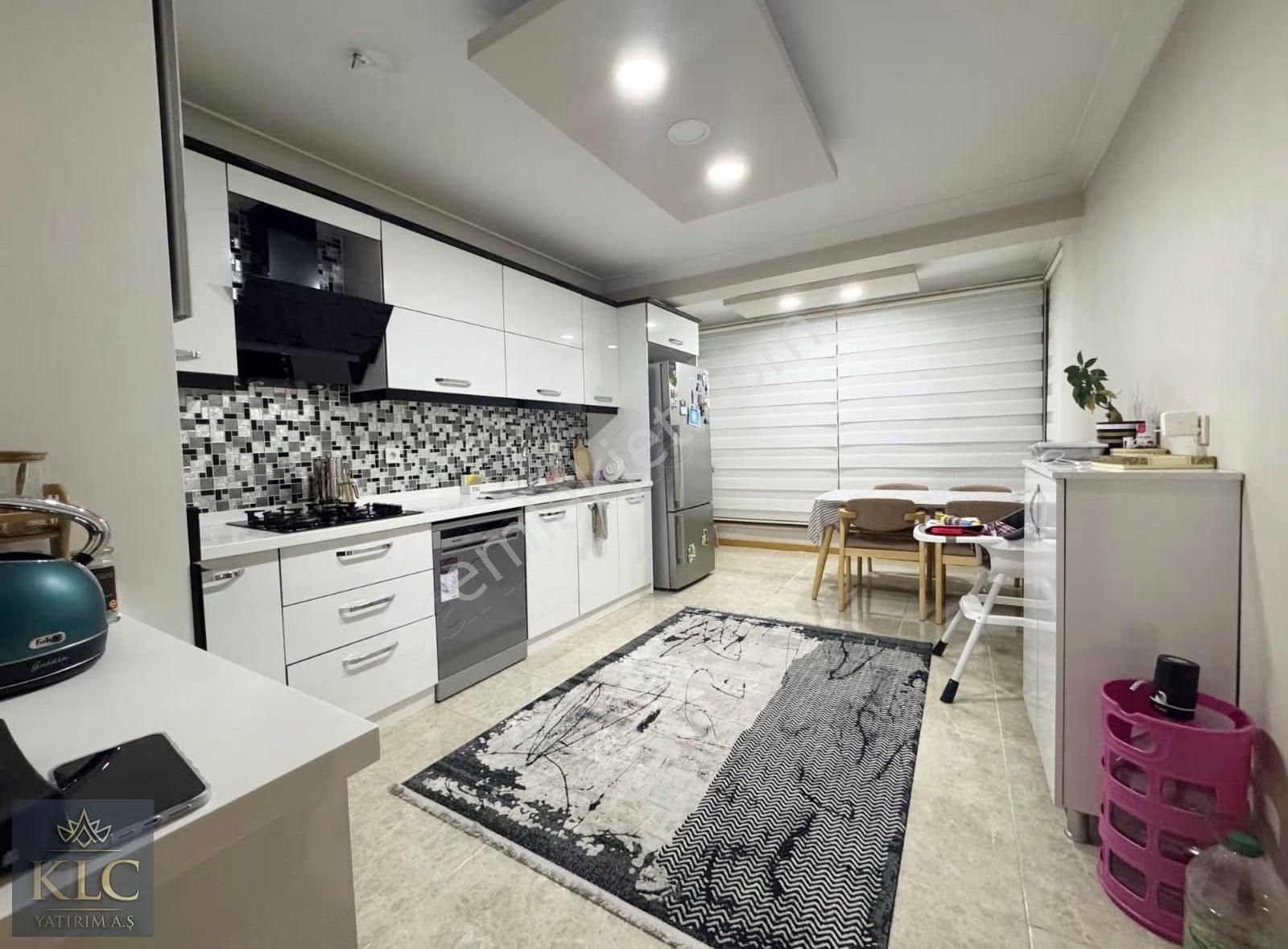 Klc Yatırım A.ş.' Den Site İçerisinde Katta 5+1 200m² Yapılı - Görsel 19