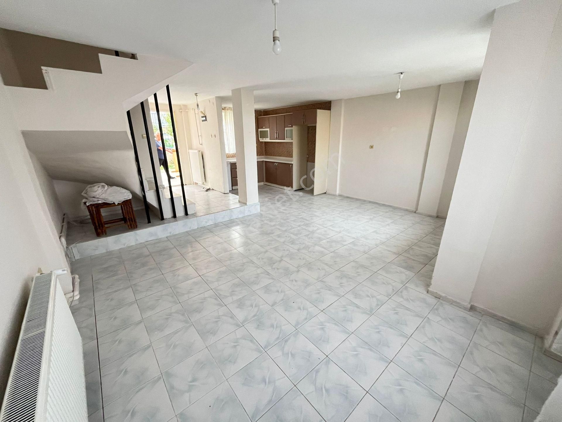 Kuşadası Kadınlar Plajına Yakın 4+1 Villa - Görsel 5