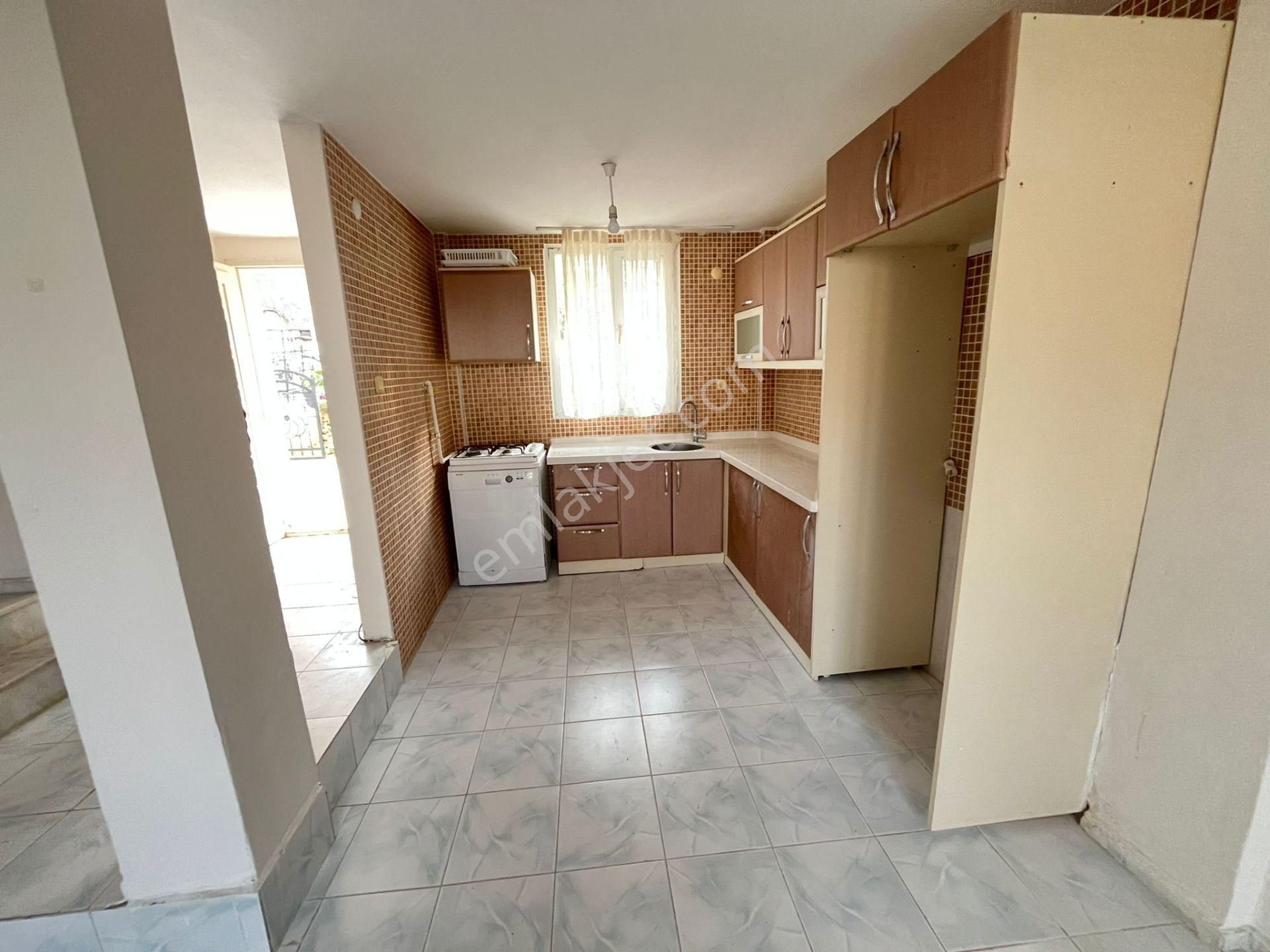 Kuşadası Kadınlar Plajına Yakın 4+1 Villa - Görsel 8