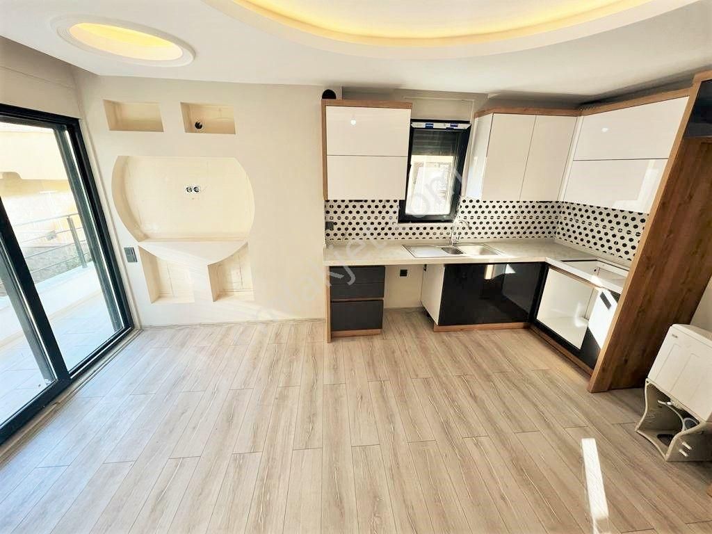 Akçay Aras Emlaktan Altınkumda Denize 50 Metre 3+1 Dubleks Daire - Görsel 4