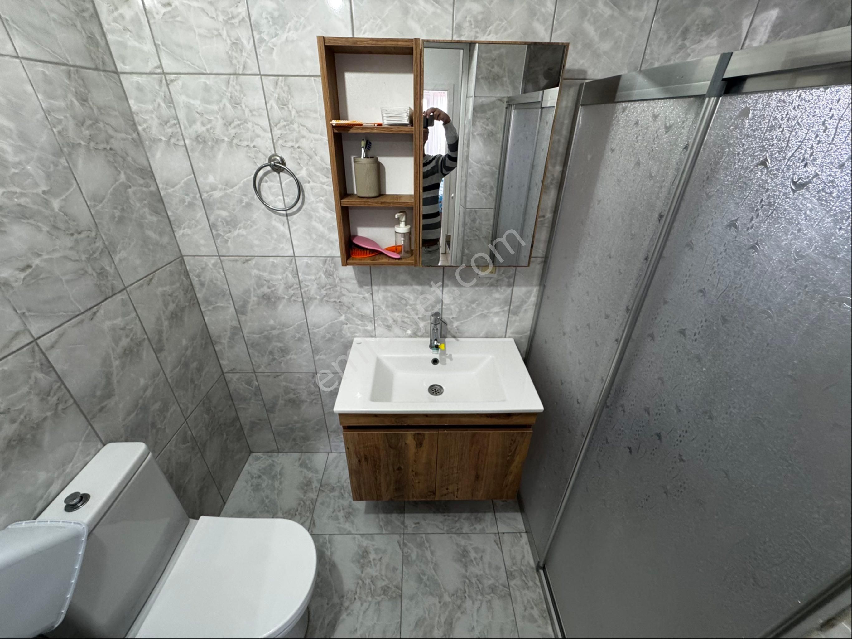 Denize 850 Metre Düz Ayak Bahçeli Tripleks 3+1 Villa - Görsel 30