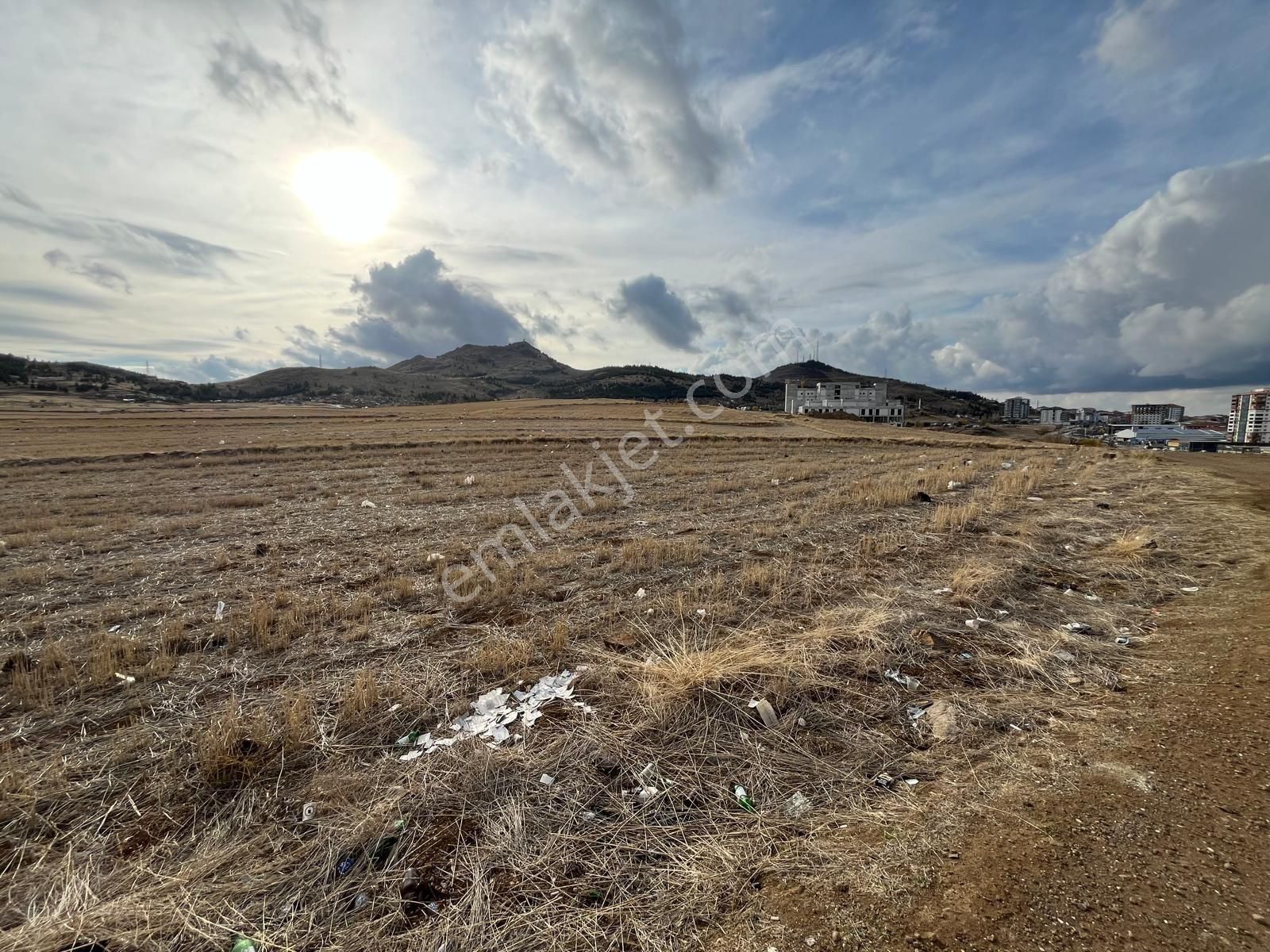 Karapürçek Devlet Hastanesi Arkasında Kızılca Parseli 300m2 İmarlı - Görsel 29