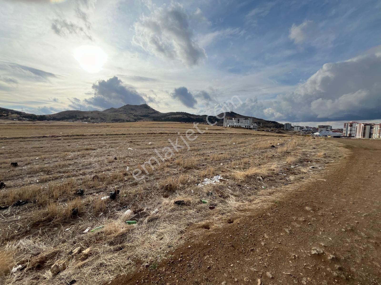 Karapürçek Devlet Hastanesi Arkasında Kızılca Parseli 300m2 İmarlı - Görsel 20