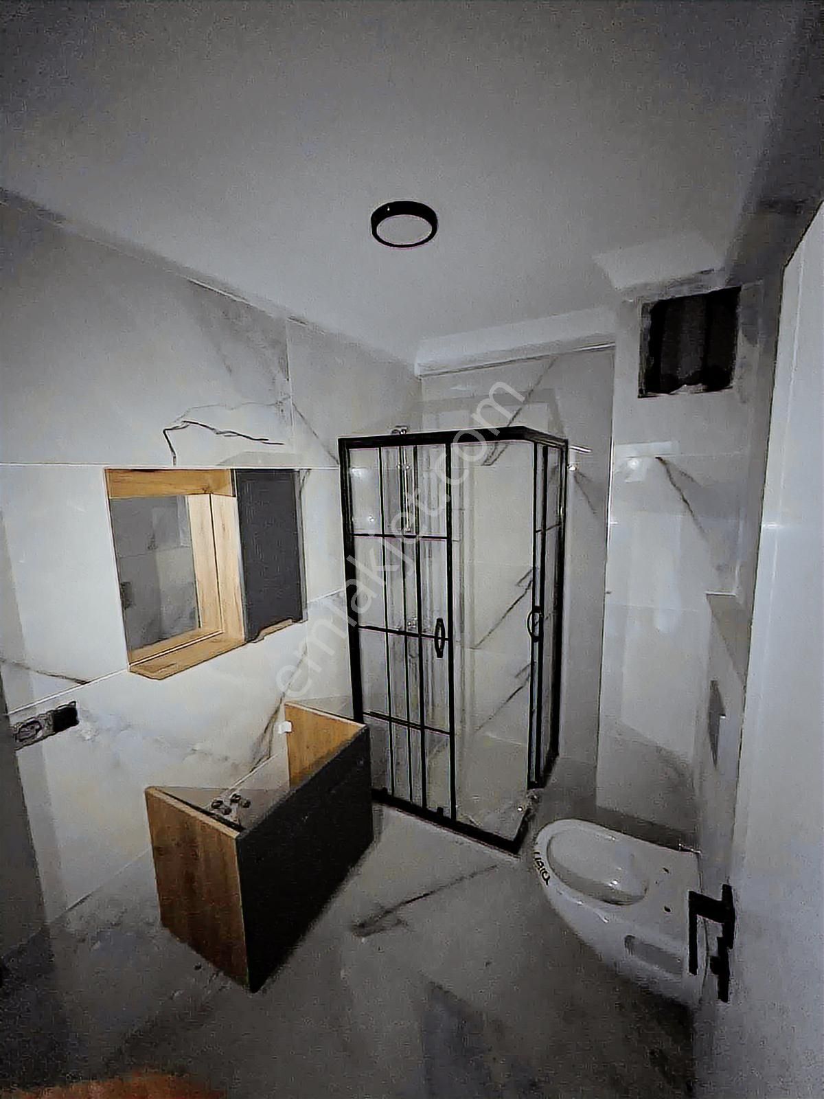 İstasyonda Emsalsiz Lokasyonda 2+1 - Görsel 19