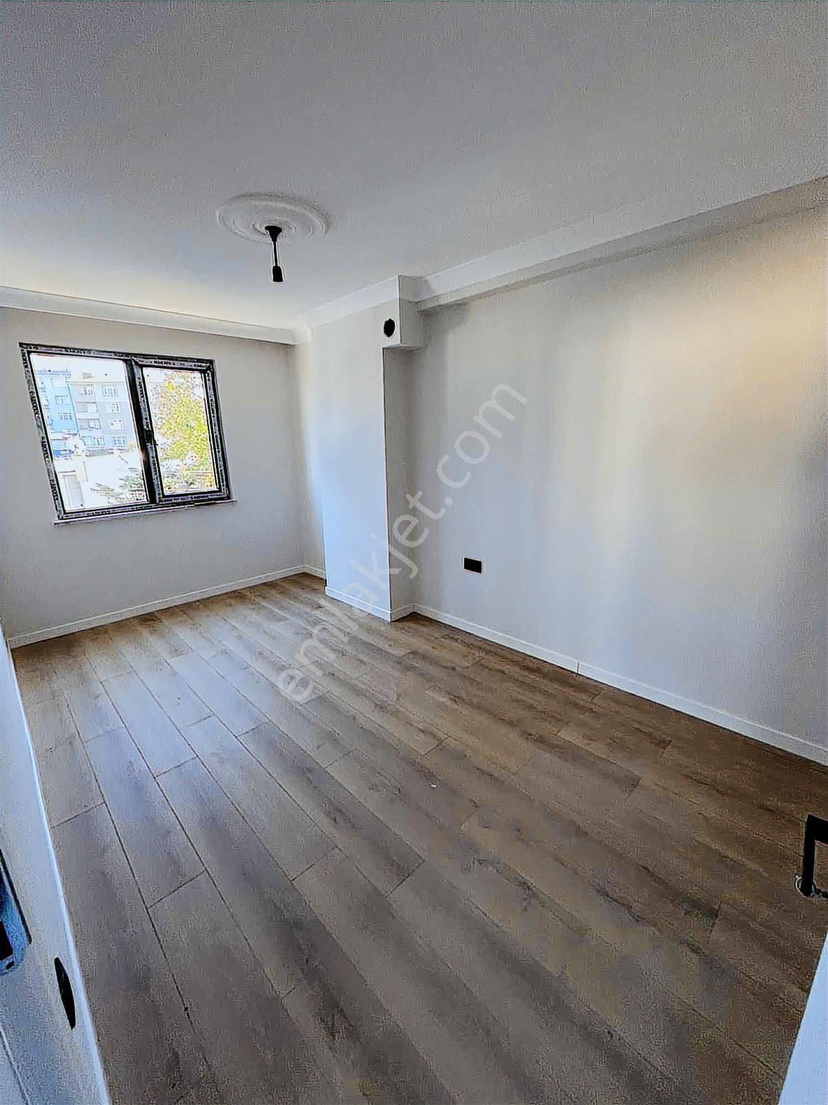 İstasyonda Emsalsiz Lokasyonda 2+1 - Görsel 28