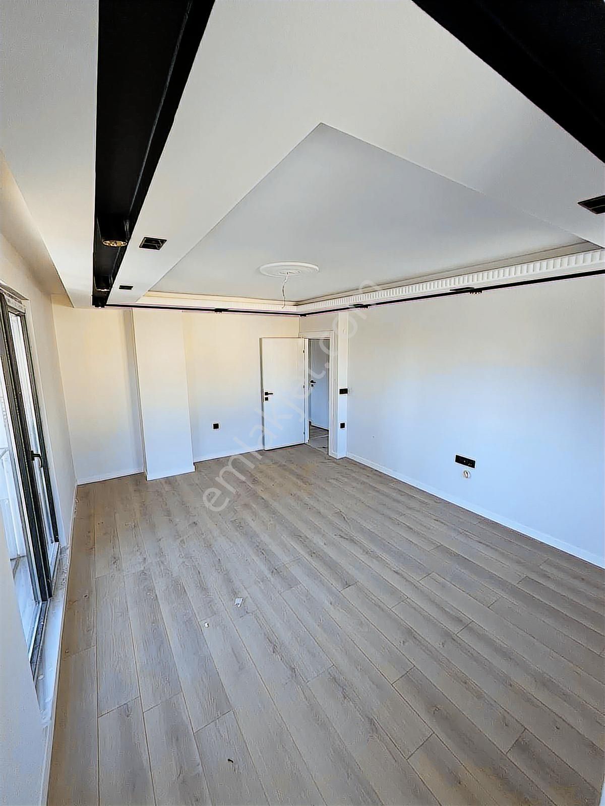 İstasyonda Emsalsiz Lokasyonda 2+1 - Görsel 20