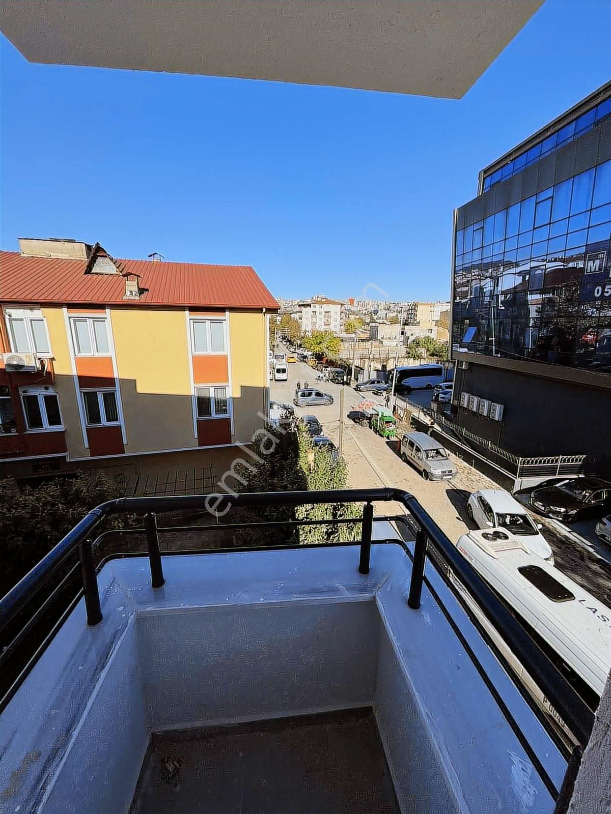 İstasyonda Emsalsiz Lokasyonda 2+1 - Görsel 15